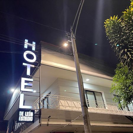 Hotel De Leon Estadio Medellin Exterior photo